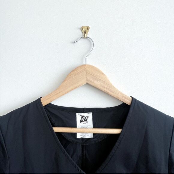 Catwalk Performance Artwear Active Top Black Women's M - Picture 3 of 7